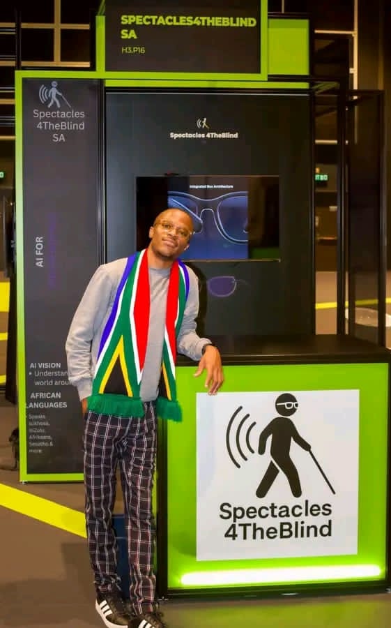 Nelson Mandela University student Elihle from Nxamkwana village near Mdantsane showcasing AI-powered smart glasses for visually impaired people at the Leap East Conference in Hong Kong.