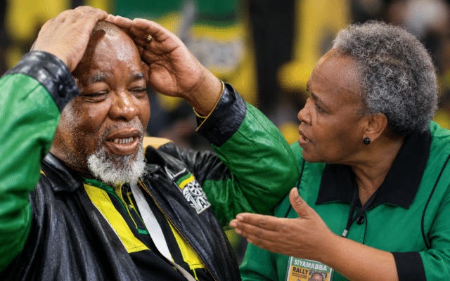 UGwede Mantashe kuthiwa makaxolise